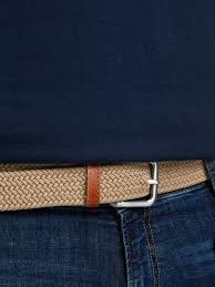 Cette belle ceinture est faite avec une magnifique peau de vache bronzée veg et s'adapte parfaitement autour de votre taille. Tressee Grande Taille Ceinture Jack Jones