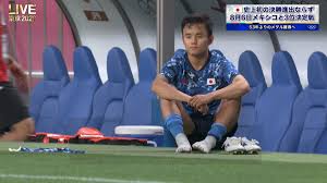 東京オリンピック （五輪）第12日の3日、サッカー男子の準決勝があり、日本は延長の末、0―1で スペイン に競り負けた。 6日の3位決定戦では、1968年 メキシコ 五輪以来の銅メダルをかけて、 メキシコ と戦う。 Idqf8zj20fv3xm