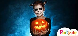 The ali family walked like egyptians into the party, looking as cool as cats. Halloween Party Ideen Tipps Fur Deine Schaurige Halloween Mottoparty