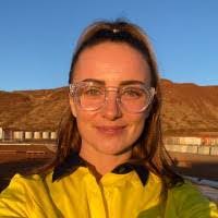 Sally Craine's Instagram, Twitter & Facebook