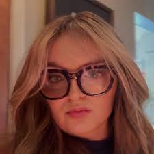 Gotta keep the ol boy warm ❤️🐺