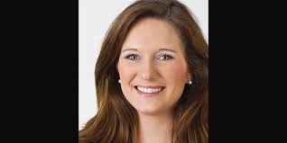 Interview: Katrin Moos-Achenbach: „Natürlichkeit im Fokus“