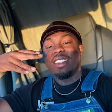 I just want everybody to stop what they're doing to wish my baby girl a  #HappyBirthday for 11 years. You've given me so many reasons