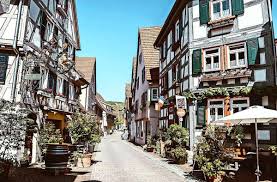 Sehenswürdigkeiten in offenburg bilden damit eine wichtige kulturelle basis, und dies im übrigen nicht nur für touristen, sondern auch für einheimische. Unterstutzung Fur Projekte In Region Stuttgart Mit Regio Card Gratis Zu Sehenswurdigkeiten Stuttgart Stuttgarter Nachrichten