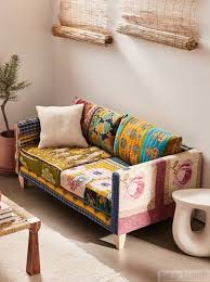 Sandalyelerden dolap ve raf yapmak. Eski Mobilyalarinizi Atmayin Yeniden Degerlendirin 2021 Dekorcenneti Com