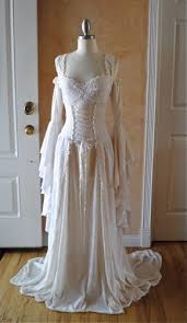 Lady Gwen Medieval Lace Up Gown With Train New Wedding Dresses Beautiful Dresses Fantasy Dress