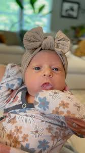 Week 3 update with Izzy Lou. 🧸,