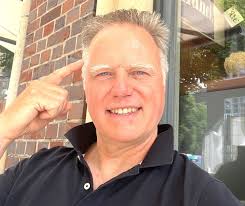 So werden bei uns Kraft und Ausdauer der jungen Assistenzärzte auch…