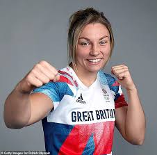 In doing so, she became the first welsh woman to win a commonwealth games boxing medal. Tokyo Olympics All Round Star Lauren Price Is Short Odds Favourite To Win Boxing Gold For Britain Hca Barbieri News