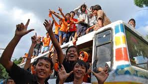 13,123 likes · 3 talking about this. Persib Vs Persija Viking Dan The Jak Tawuran Bola Tempo Co