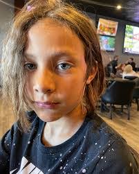 Dianne Shearon's Instagram, Twitter & Facebook