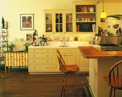 Rustic farmhouse kitchen design ideas 01. European Country Kitchen Houzz