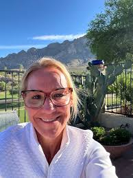 We were honored to host Accelerated Global Connections pop up event at our  X-Golf Woodbury location last night! I had the opportunity to meet some  amazing new people and business owners. Can't