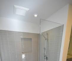 Penggunaan exhaust fan menjadi penting ketika digunakan pada ruangan yang sirkulasi udaranya kurang baik, ataupun juga untuk digunakan pada tempat yang memproduksi. Exhaust Fan Solusi Ruang Pengap Apa Bedanya Dengan Ac Dan Air Purifier Semua Halaman Idea