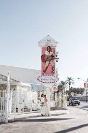 A Very Vegas Elopement With Neon Lights And Ice Cream Las Vegas Wedding Chapel Las Vegas Elopement Vegas Wedding Photos