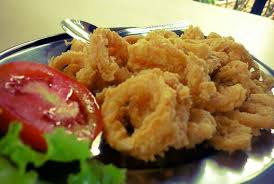 Jika bosan dengan olahan ubi goreng tepung yang biasa, coba. Resepi Sotong Goreng Tepung Rangup Iluminasi