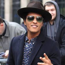 Heute (03.09.) erscheint die single billionaire von travie mccoy und bruno mars. Bruno Mars Starportrat News Bilder Gala De