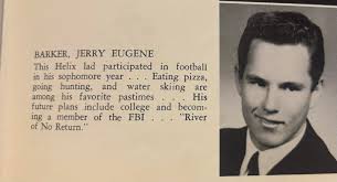 My grandparents Hiram Nelson Barker and Martha Alice Tompkins (Barker).  Harlan , Kentucky. Year unknown.