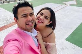 Bukan wanita biasa, istri rio reifan ini adalah seorang pengusaha properti yang terbilang sukses. Kepala Makin Botak Raffi Ahmad Aku Langsung Bete Lihat Muka Sendiri Matamata Com