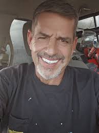 Country Living and Construction Life Insights