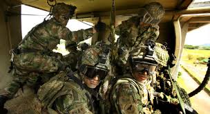 Diez años de una ruptura advertida. Hay Retencion A La Fuerza De Miembros Del Ejercito