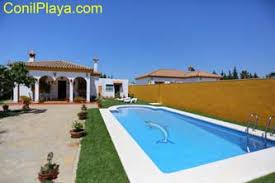 Con un total de 10 alojamientos en conil, tu alojamiento vacacional ¿cuánto cuesta el alquiler de un alojamiento vacacional en conil? Conil Alquiler Chalet En Roche Viejo Cerca De Las Calas De Conil Cadiz Andalucia