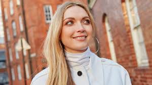 Wardrobe Mistress: how to wear winter whites