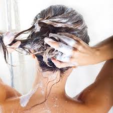 So, if you're just going to do highlights, your hair should be washed and clean, and if you can do that the same day you're getting the highlights, even better. 7 Things You Need To Know Before Coloring Your Hair Everyday Health