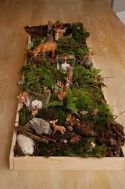 Ooohh An Enchanting Table Decoration And A Great Opportunity To Go To The Forest Creative Kids Christmas Diy Christmas Crafts