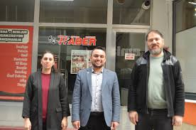 Sağlık Müdürü İnan, gazetemizi ziyaret etti Niğde İl Sağlık Müdürü Dr. Öğr.  Üyesi Doğan Bahadır İnan, Ramazan ayının başlaması dolayısıyla Gazetemiz  Niğde Haber'i ziyaret etti. (Abdullah BAYAR) --------- HABERİN DEVAMI  www.nigdehaber.com.tr ...