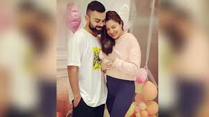 Check out the cute baby's first picture! Anushka Sharma And Virat Kohli Name Their Baby Girl Vamika Know The Meaning Behind The Name Of The Couple S Little Angel Zee5 News