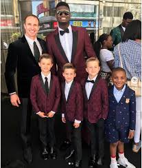 Shop kids drew brees nfl clothing at fansedge. Drew Brees Sons Meet Zion Williamson At Wednesday S Espy S In Coordinating Tuxes Klfy
