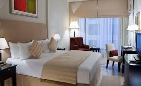 شقق فندقية أربع نجوم في دبي فندق جلوريا