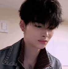 Niki Enhypen Niki GIF (Niki Enhypen Niki Enhypen): Descubre e comparte GIF