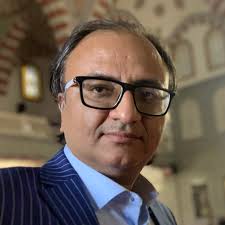 Airlines should be afraid of ChatGPT. I found a $1,320 flight for $128; no  points, no status, no agent. Just smart prompts. Here are 7 I use that will  flip how you