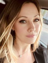 Summer Applegate's Instagram, Twitter & Facebook