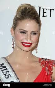 Cassandra Collier's Instagram, Twitter & Facebook