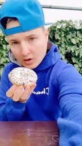 #smilingdevil 😈 Donut 🍩 OR Salad 🥗 ?