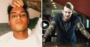 Den här bilden föreställer tatueringar, tatueringsmaskin, tatueringsstudio. Samir Badran Lackar Pa Media Stottas Av Joakim Lundell