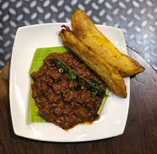 Indian food,beef roast,beef varattiyathu,banana fry with beef roast,how to make pazhampori,beef curry,banana recipe,pazham. Maa Hotels Thiruvalla Pazham Pori Beef Curry Combo Snack Which Is A Mix Of Sweet Spicy Taste Combination Bananafritters Beefcurry Pazhampori Snacks 4pmsnacks Maahotelsthiruvalla Maahotels Thiruvalla Facebook
