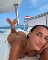 Linfluenceuse porno onlyfans du jour : Astrid Nelsia - Koideneuf Actu fun  et insolite
