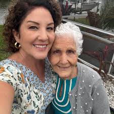 From mine to yours… Happy Thanksgiving. 🍁