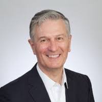 Derrick Hughes's Instagram, Twitter & Facebook