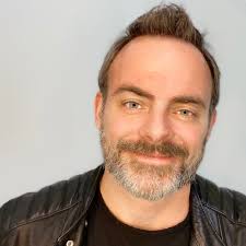 Lars Schmidt: Founder of Amplify, Author, Writer, Host of the Redefining HR  podcast