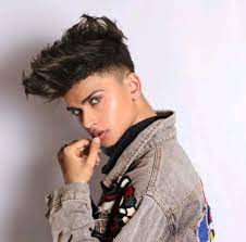 Lucky Dancer Tiktok Star Age Family Career Net Worth Education Facts And More Men Haircut Styles Dancer Mens Photoshoot Poses