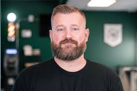 Straight Razor Shave Near You in Clive