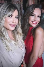 JUNTAS de acá a la "CHINA" Las últimas novedades del espectáculo en  https://youtu.be/DB-rO9dEyFU