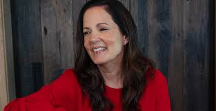 How Lori McKenna Became Country's Most Cherished Songwriter