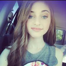 Stacey Floyd (@staceyafloyd)