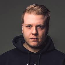 Winona Oak & Robin Schulz